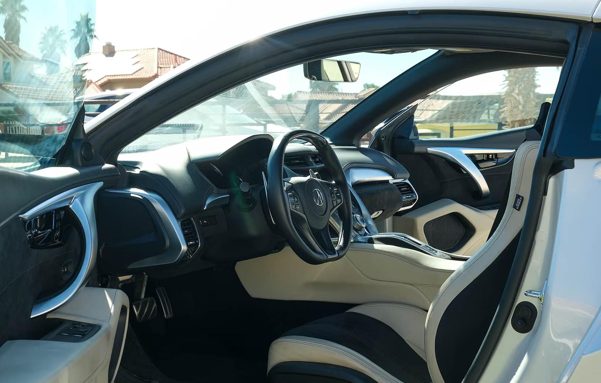2017 Acura NSX