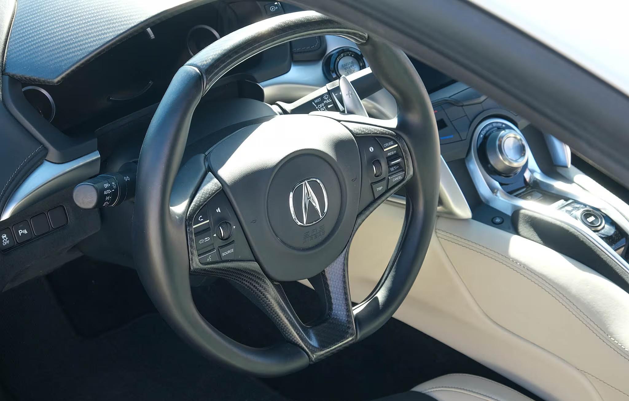 2017 Acura NSX