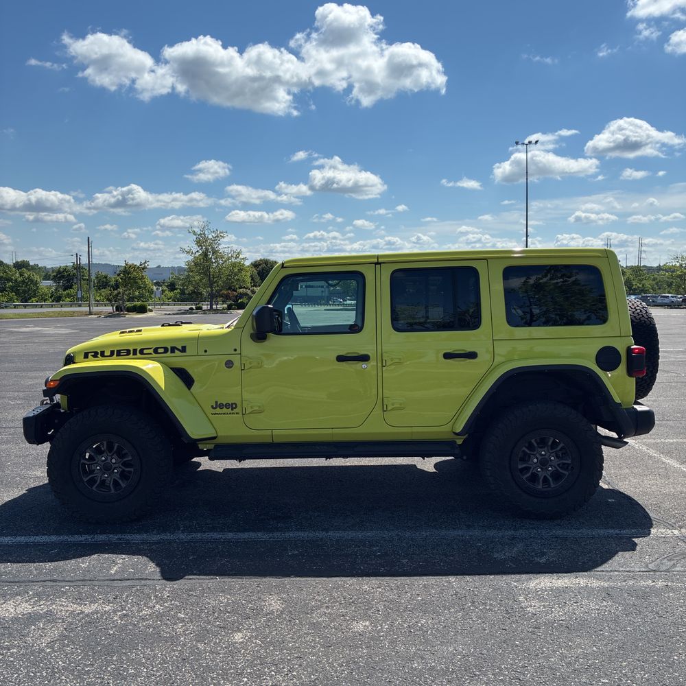 2023 Jeep Wrangler Rubicon 392
