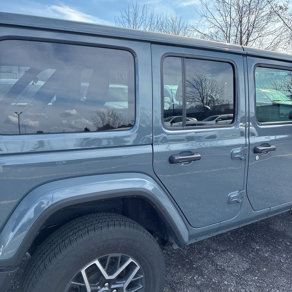 2026 Jeep Wrangler 4-Door Sahara 4x4