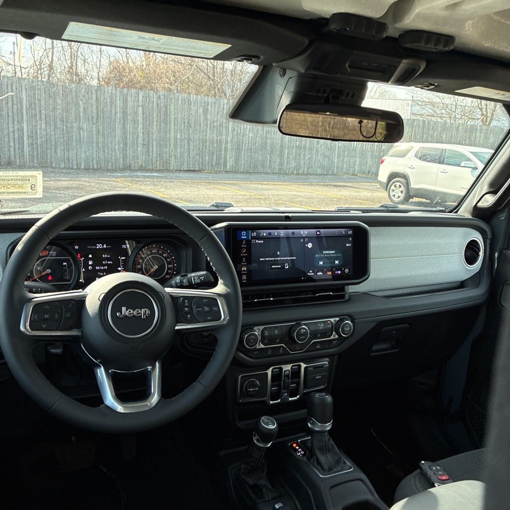 2026 Jeep Wrangler 4-Door Sahara 4x4