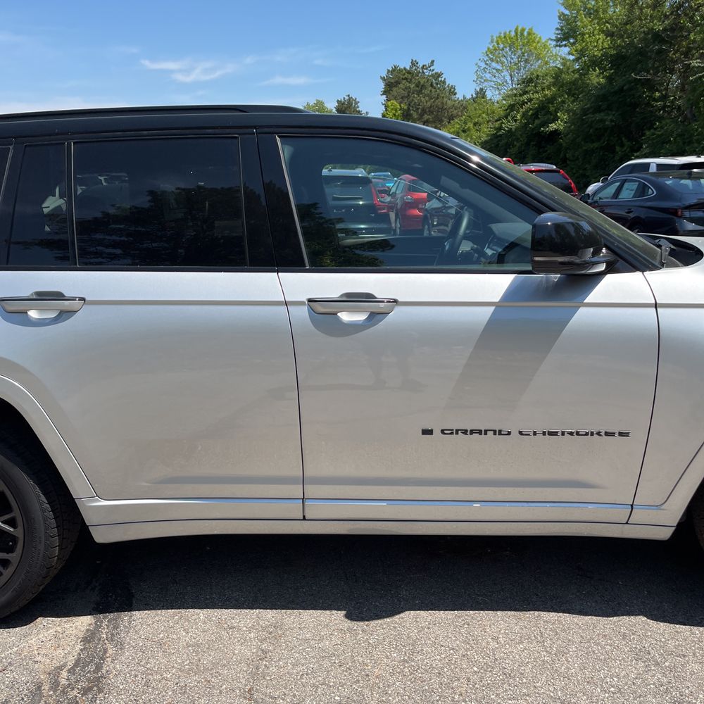 2025 Jeep Grand Cherokee Summit 4x4
