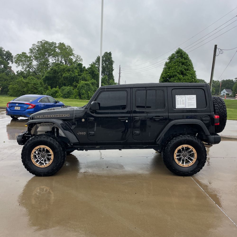 2024 Jeep Wrangler Rubicon 392