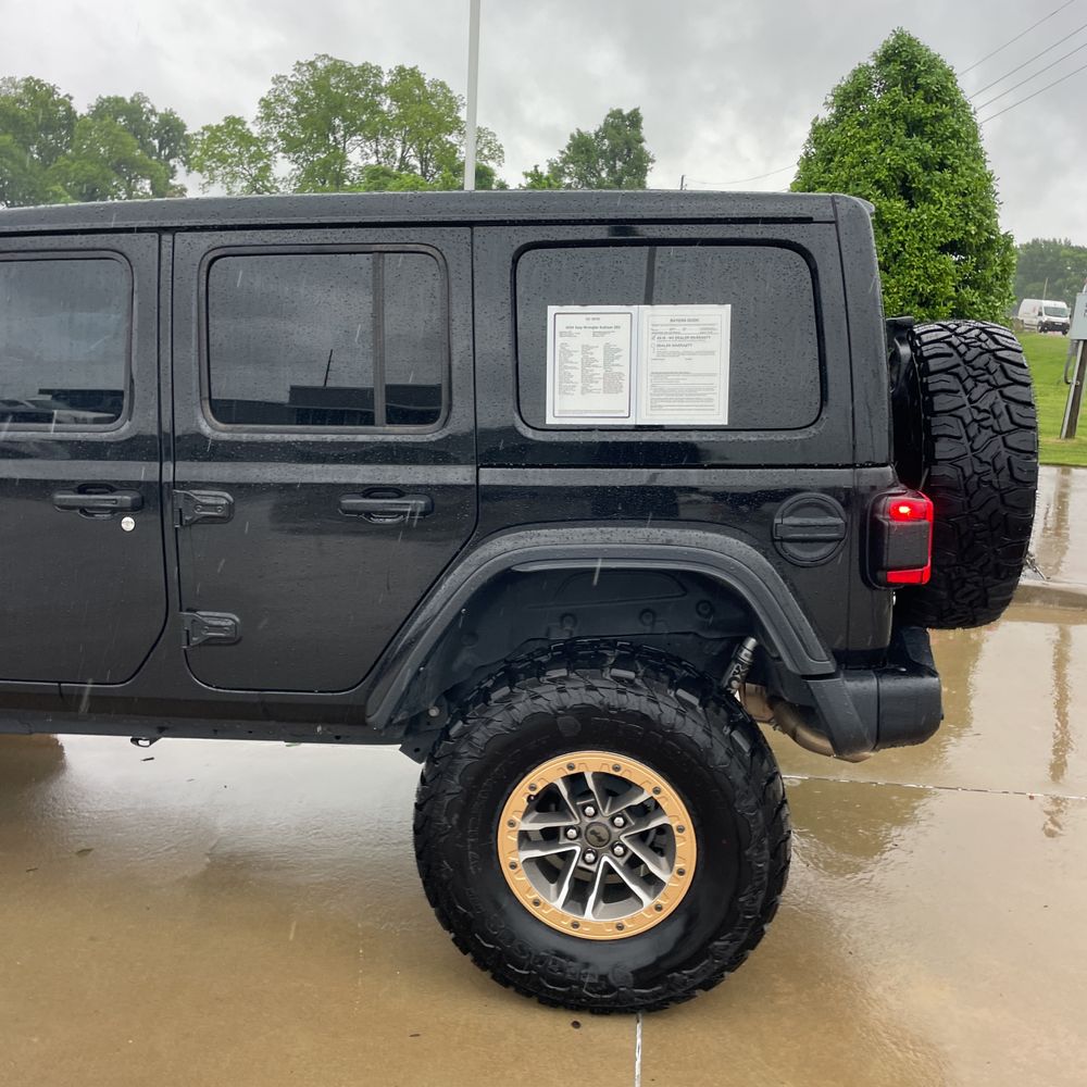 2024 Jeep Wrangler Rubicon 392