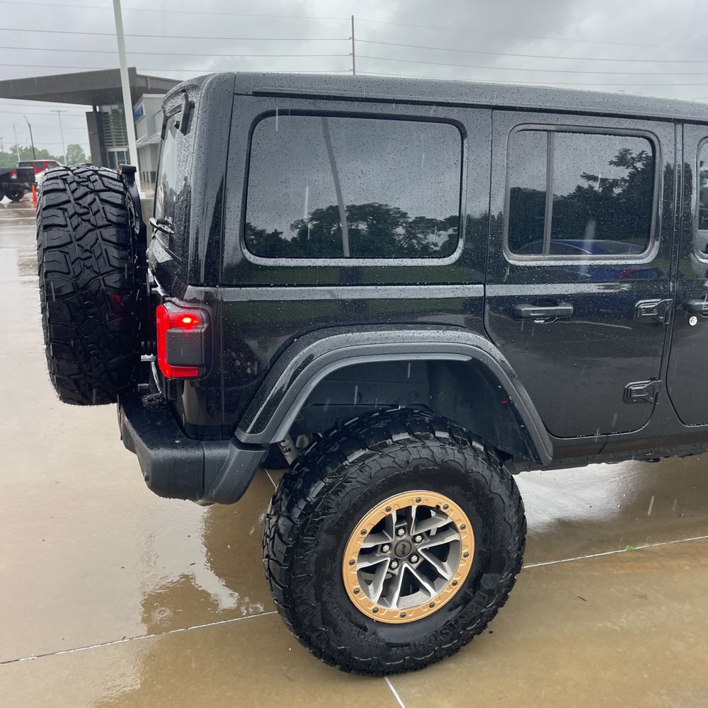2024 Jeep Wrangler Rubicon 392