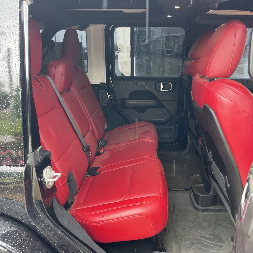 2024 Jeep Wrangler Rubicon 392