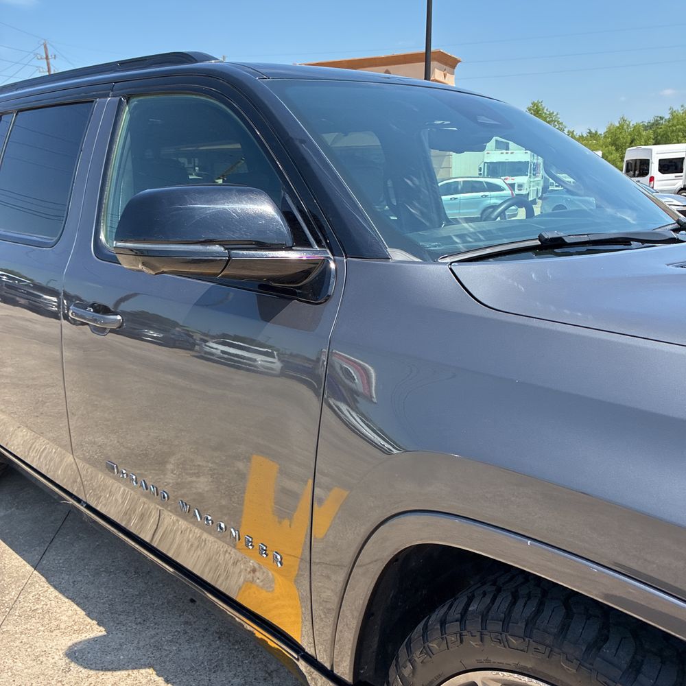 2024 Jeep Grand Wagoneer L Series III Obsidian