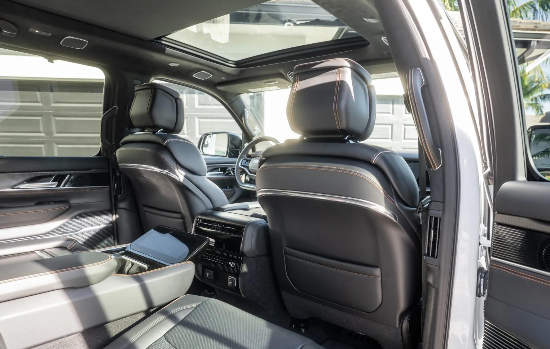 2025 Jeep Grand Wagoneer  L Series III