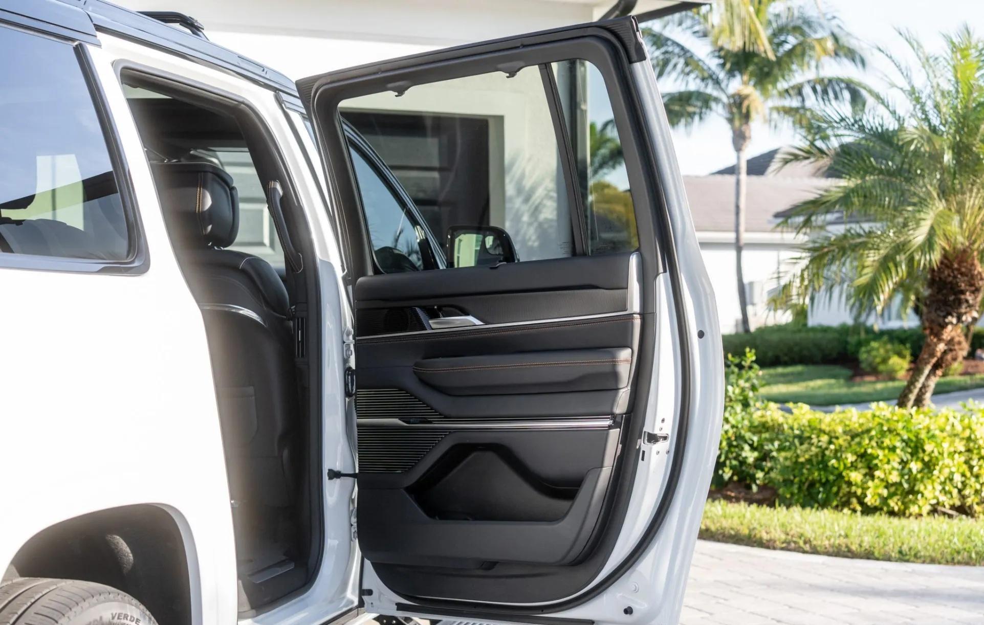 2025 Jeep Grand Wagoneer  L Series III
