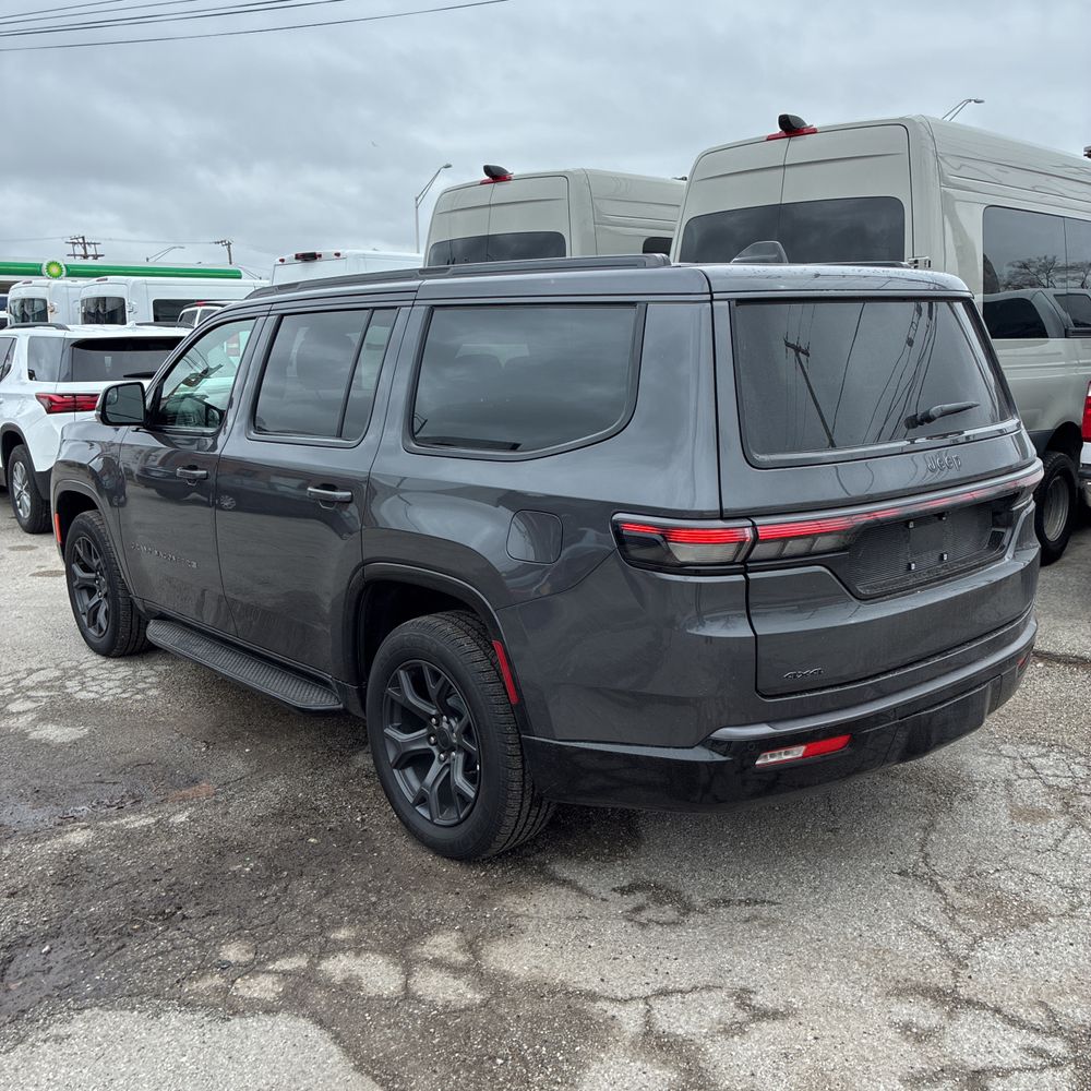 2026 Jeep Grand Wagoneer Limited Altitude 4x4