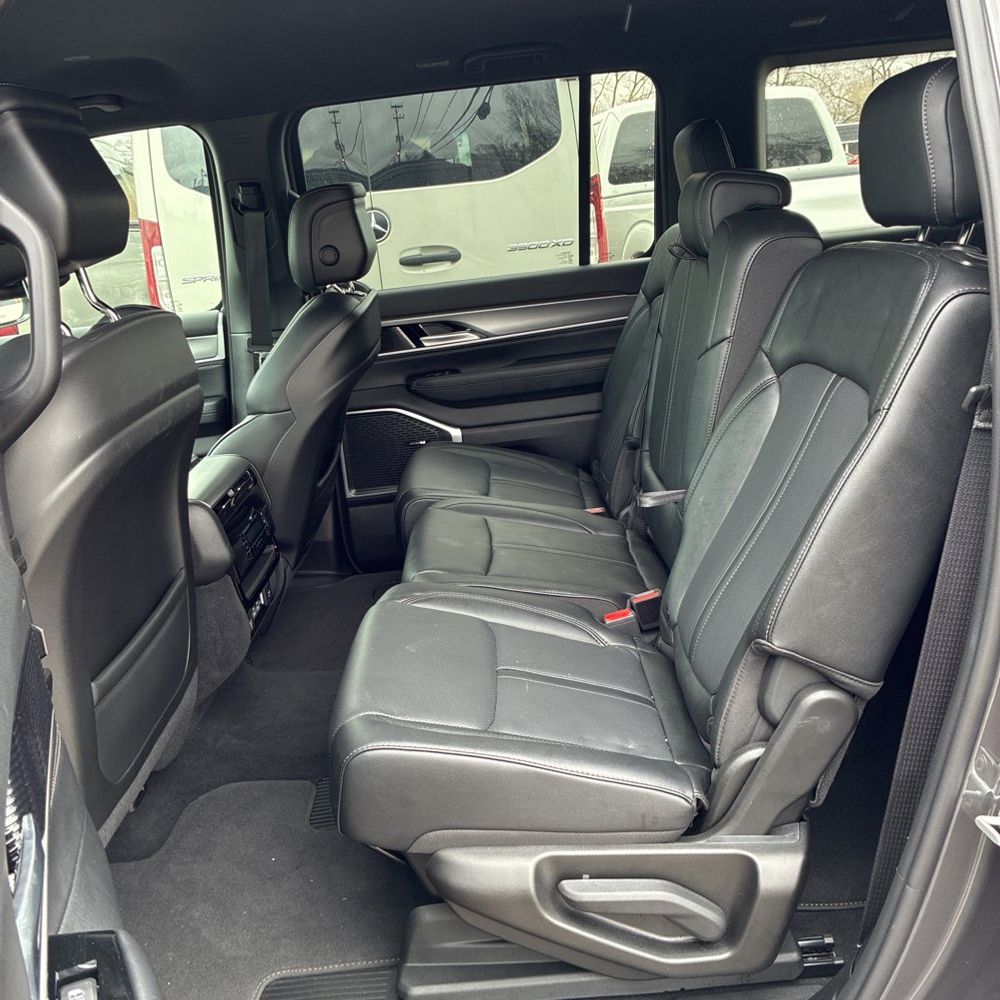 2026 Jeep Grand Wagoneer Limited Altitude 4x4