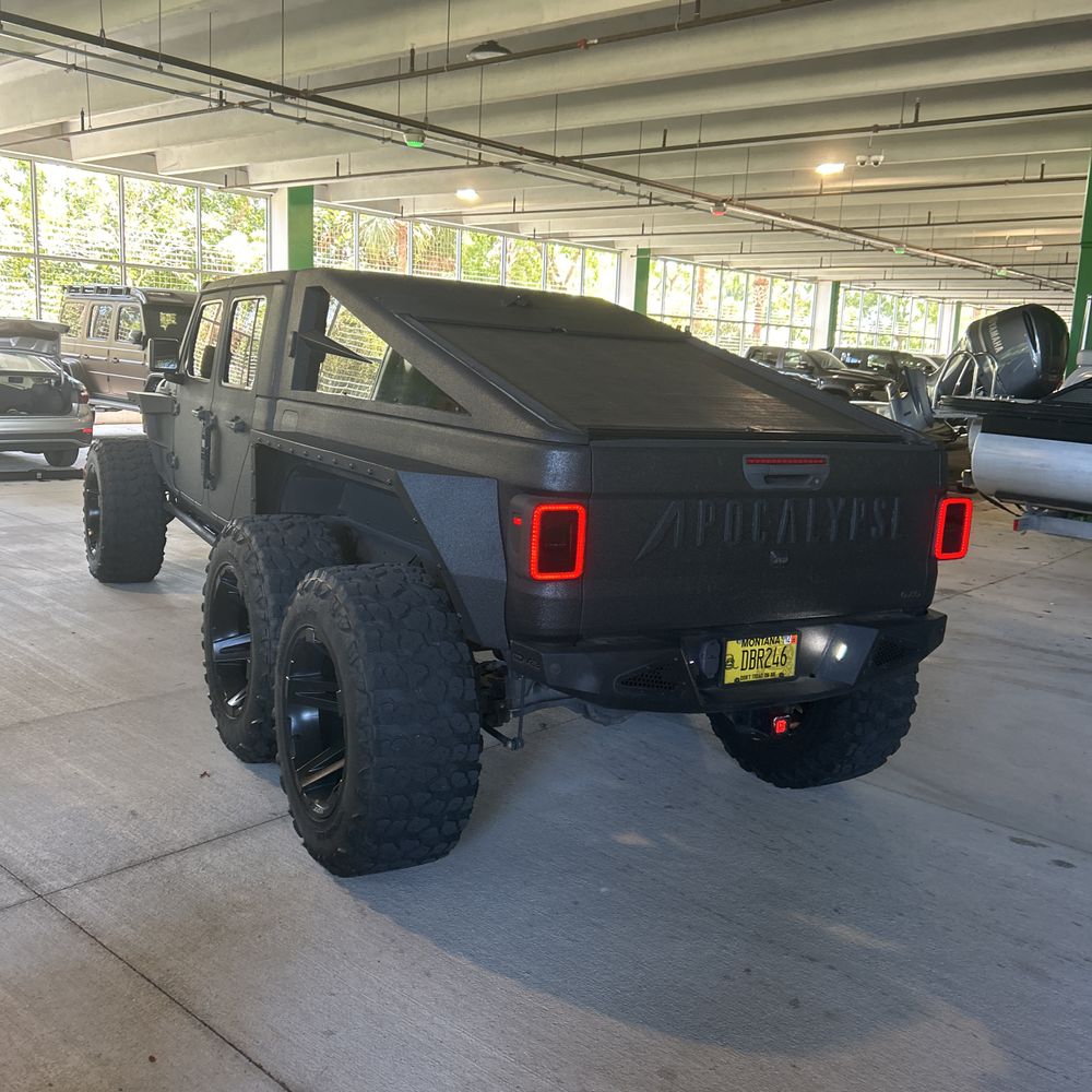 2021 Jeep Gladiator Overland