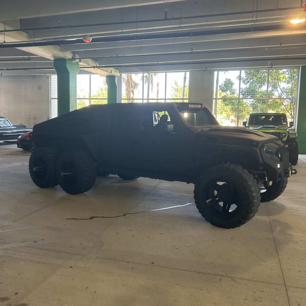 2021 Jeep Gladiator Overland