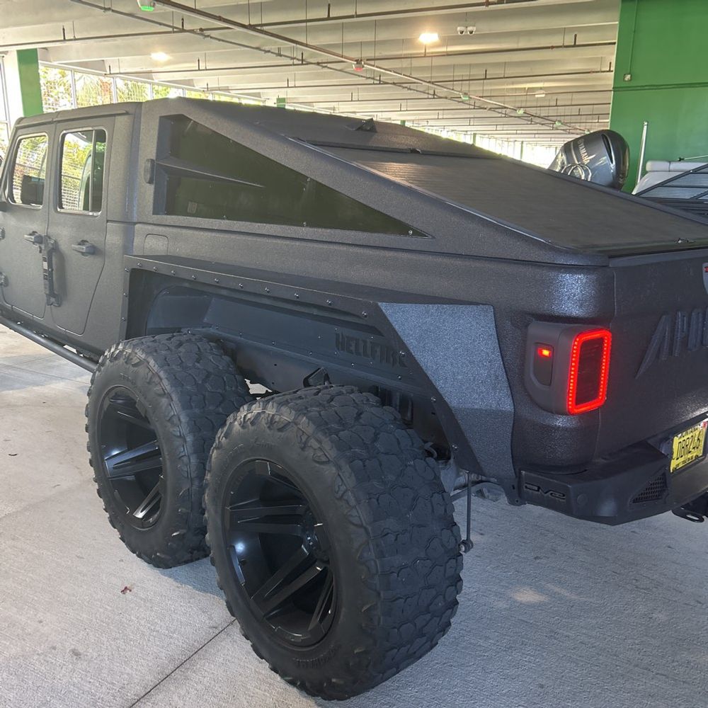 2021 Jeep Gladiator Overland