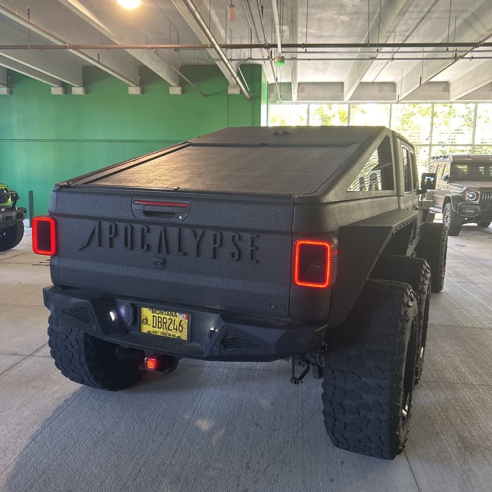 2021 Jeep Gladiator Overland