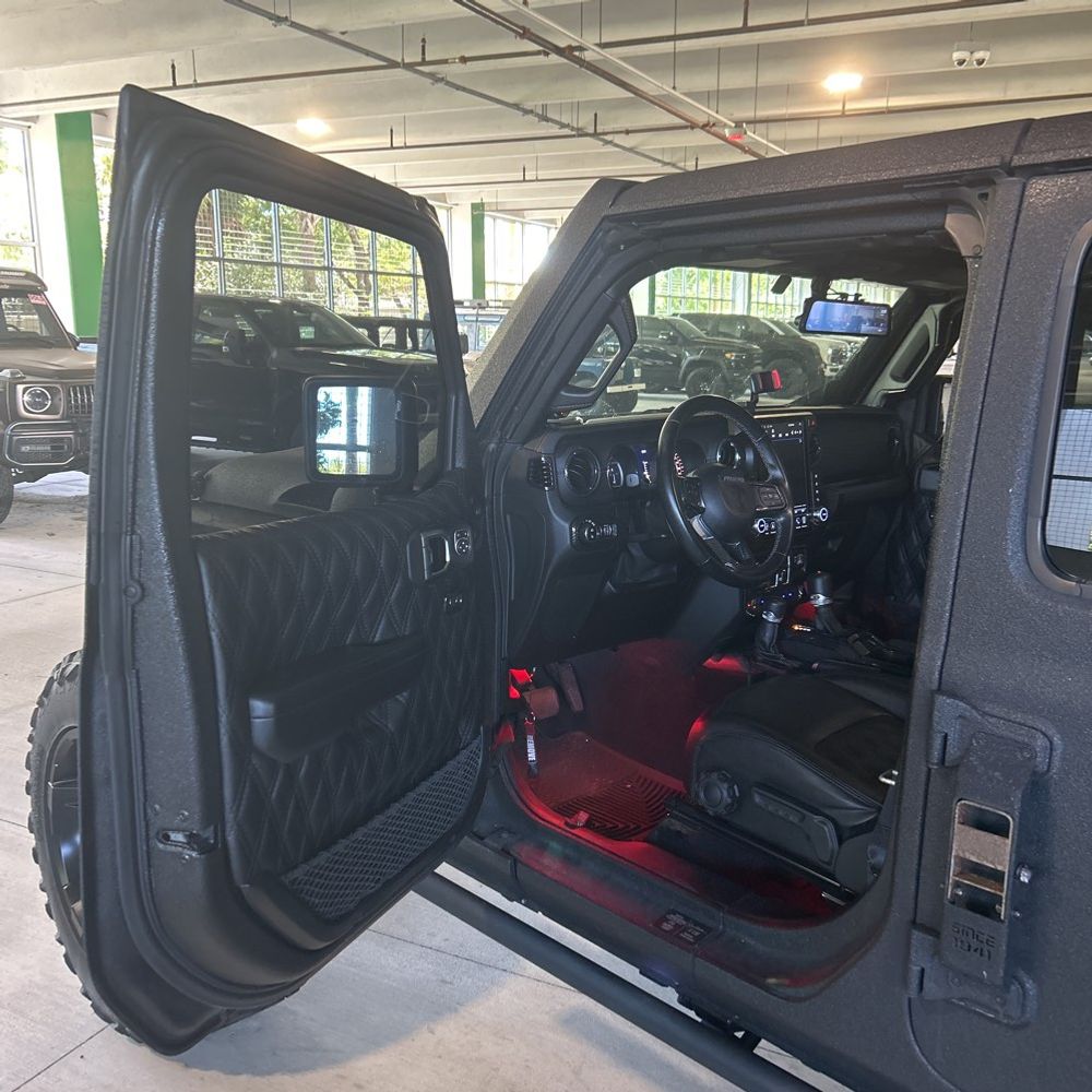 2021 Jeep Gladiator Overland