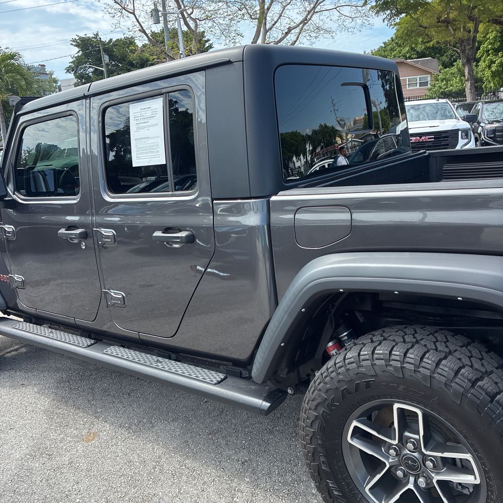 2024 Jeep Gladiator Mojave