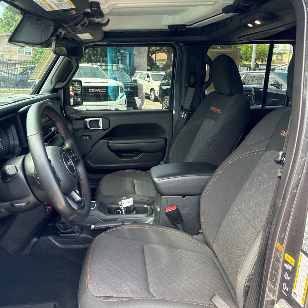 2024 Jeep Gladiator Mojave
