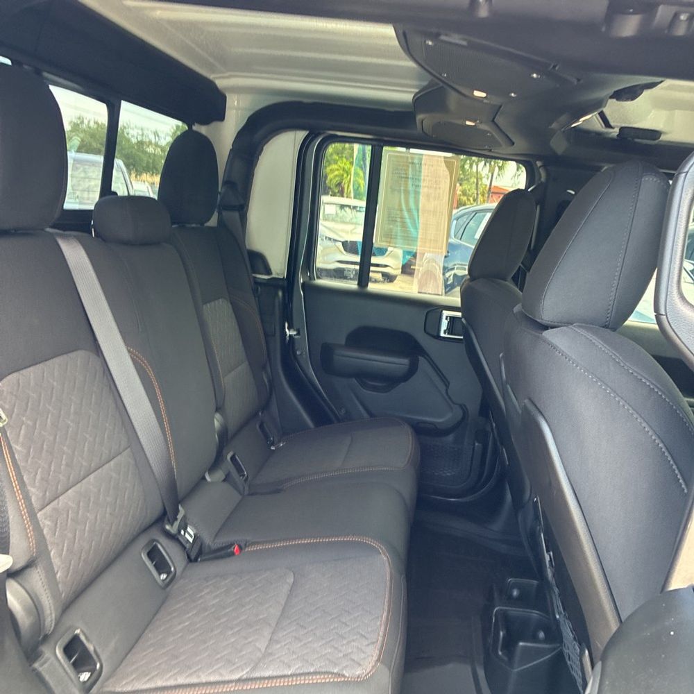 2024 Jeep Gladiator Mojave