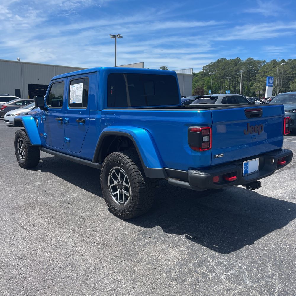 2025 Jeep Gladiator Rubicon X