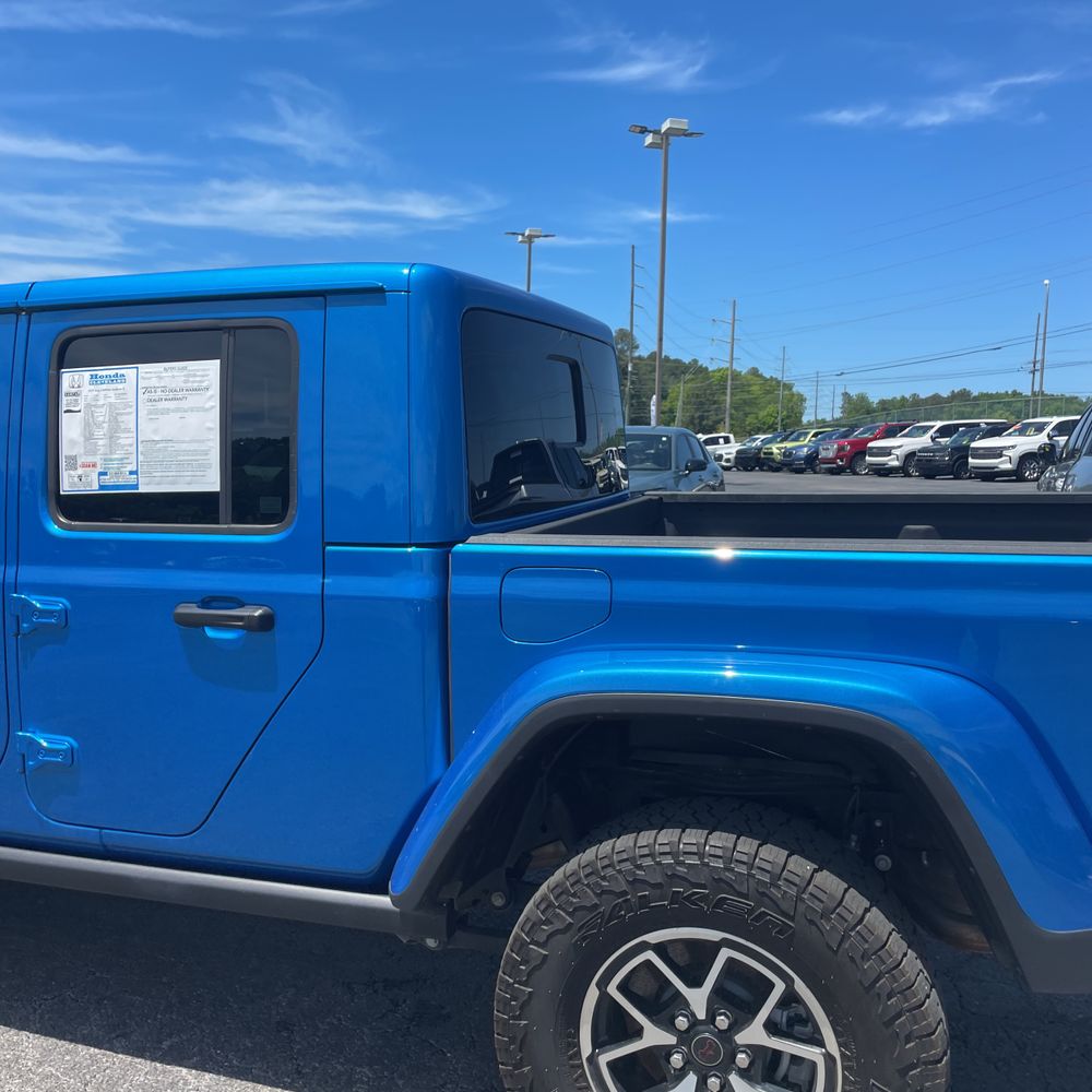 2025 Jeep Gladiator Rubicon X