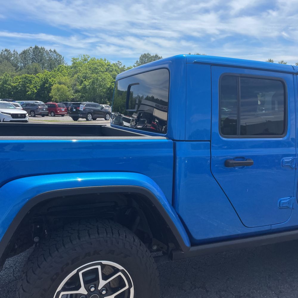 2025 Jeep Gladiator Rubicon X