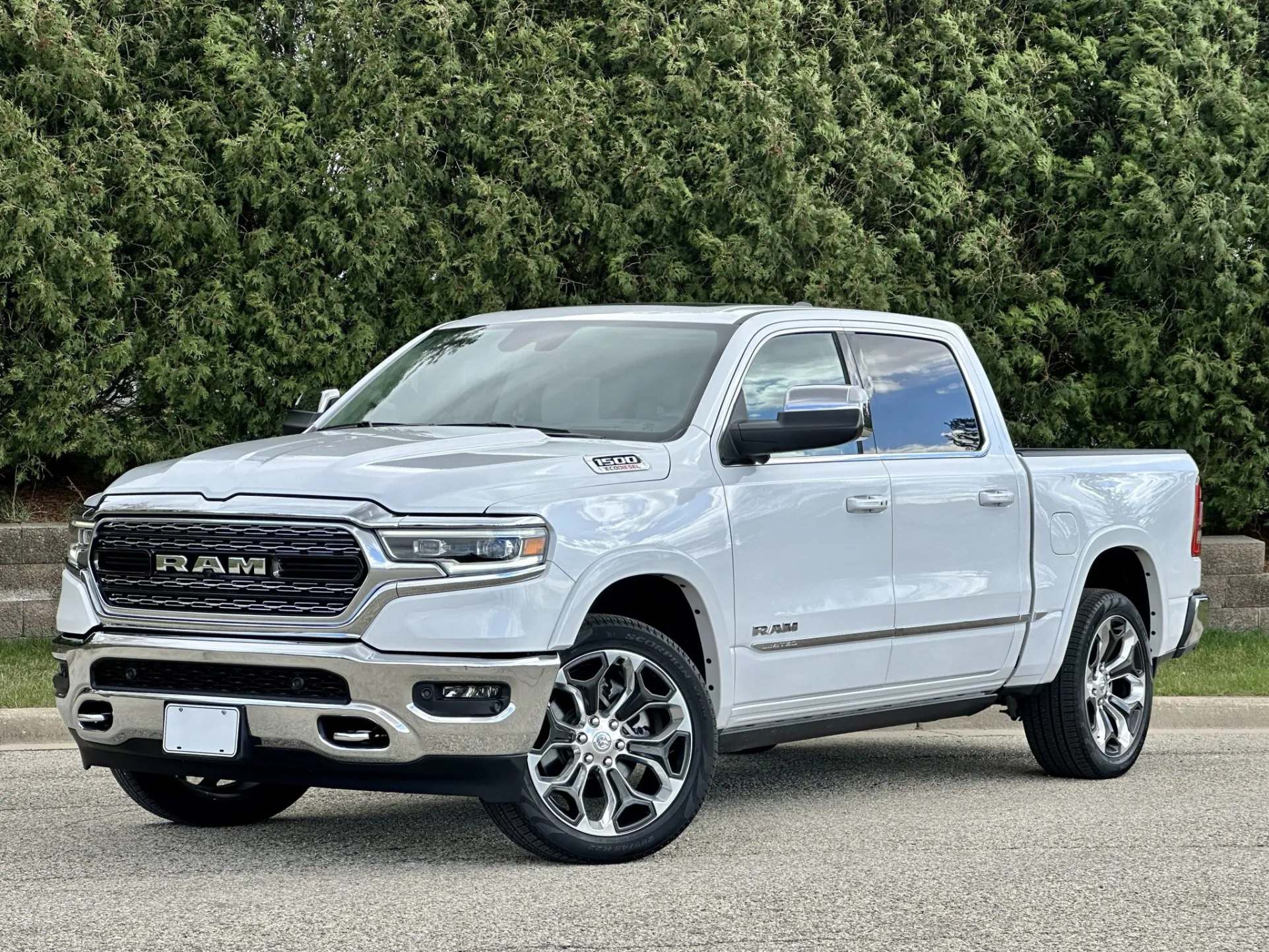 2023 Ram 1500 Limited Crew Cab EcoDiesel