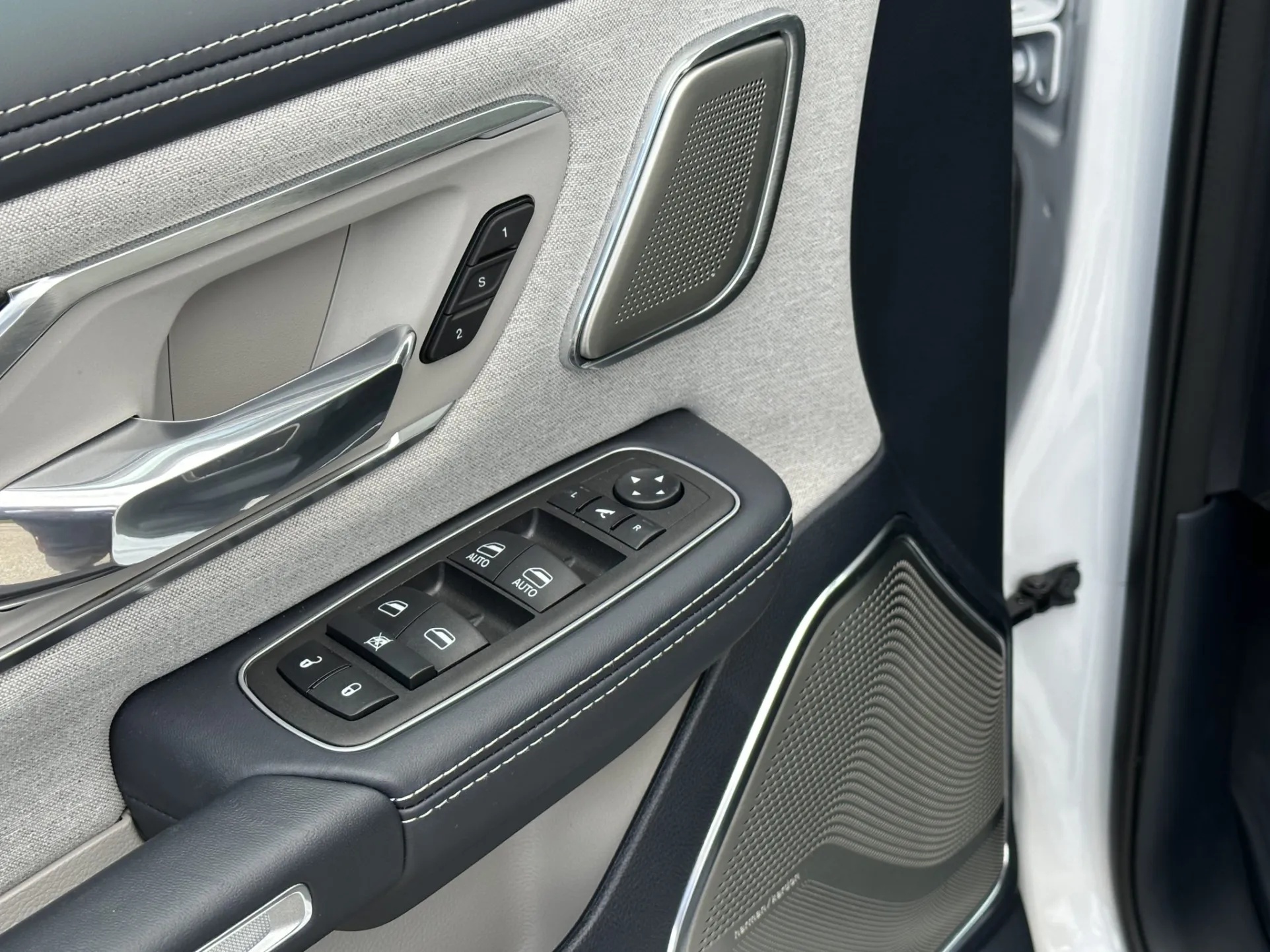 2023 Ram 1500 Limited Crew Cab EcoDiesel