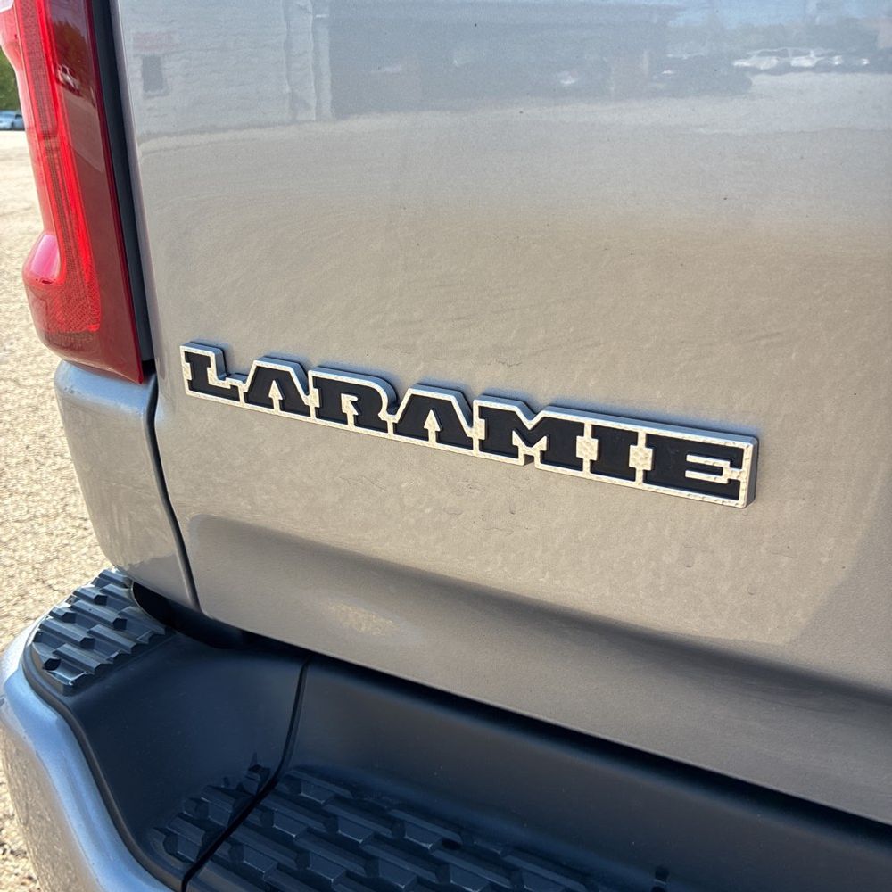 2025 Ram 1500 Laramie Crew Cab 4x4 5'7" Box