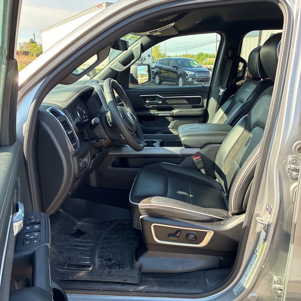 2025 Ram 1500 Laramie Crew Cab 4x4 5'7" Box