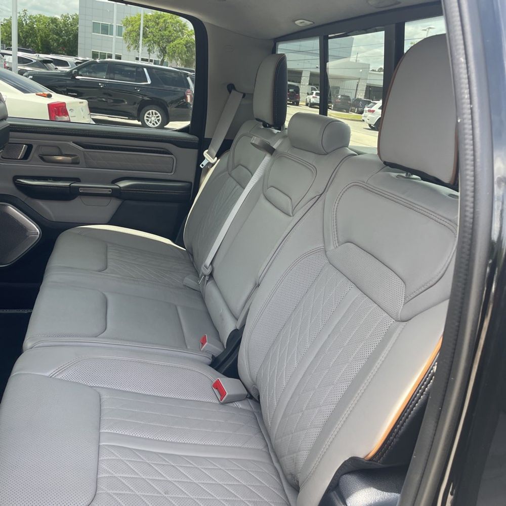 2025 Ram 1500 Tungsten Crew Cab 4x4 5'7" Box