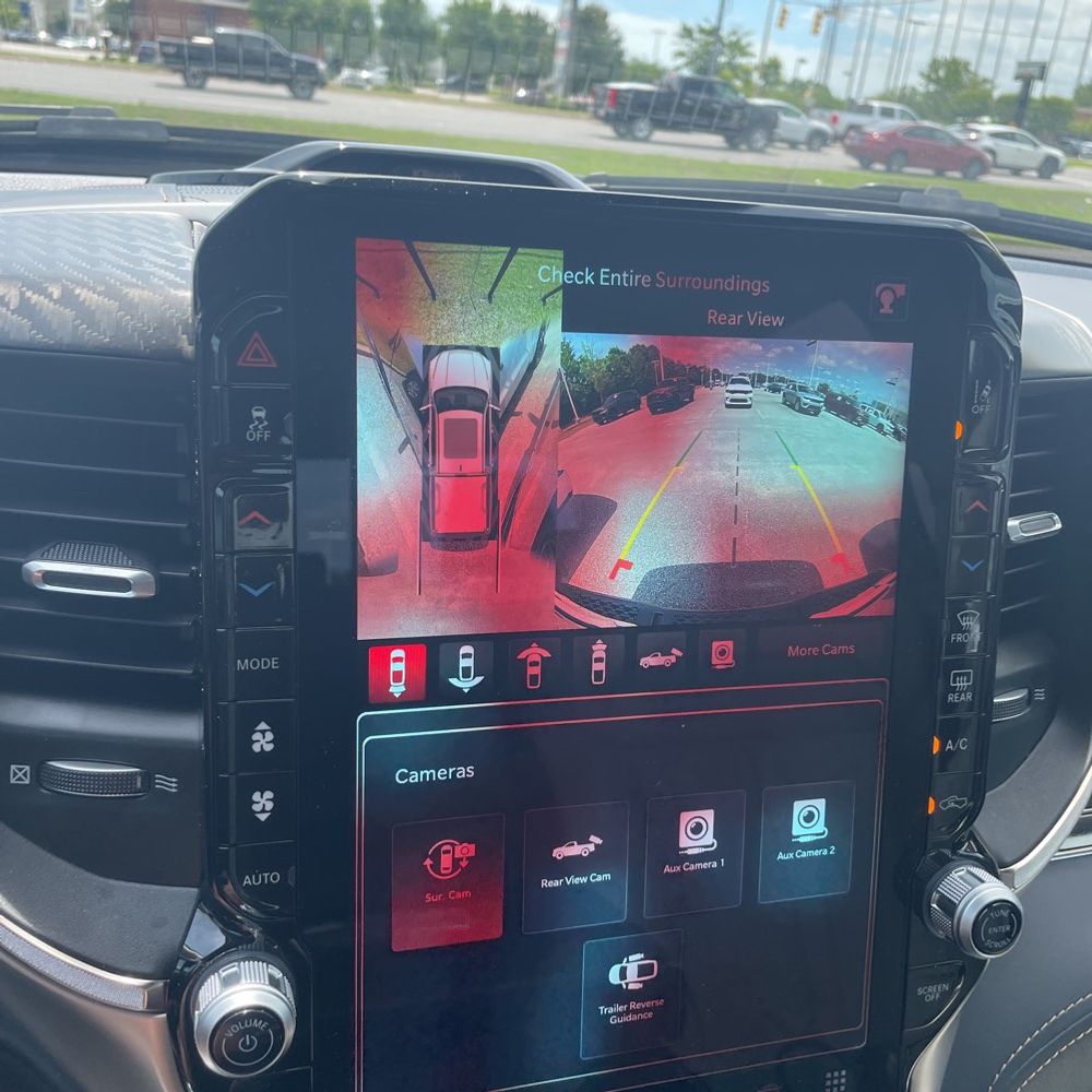 2025 Ram 1500 Tungsten Crew Cab 4x4 5'7" Box