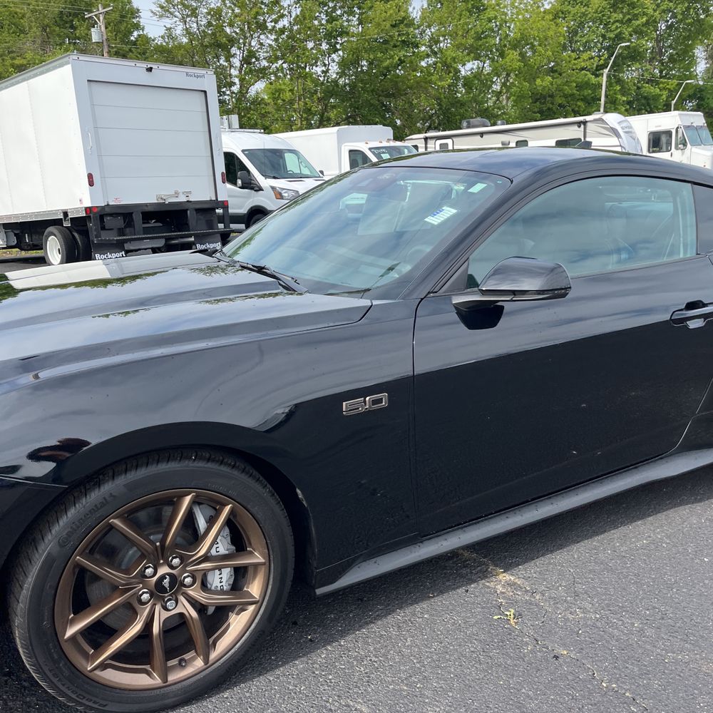 2025 Ford Mustang GT Premium