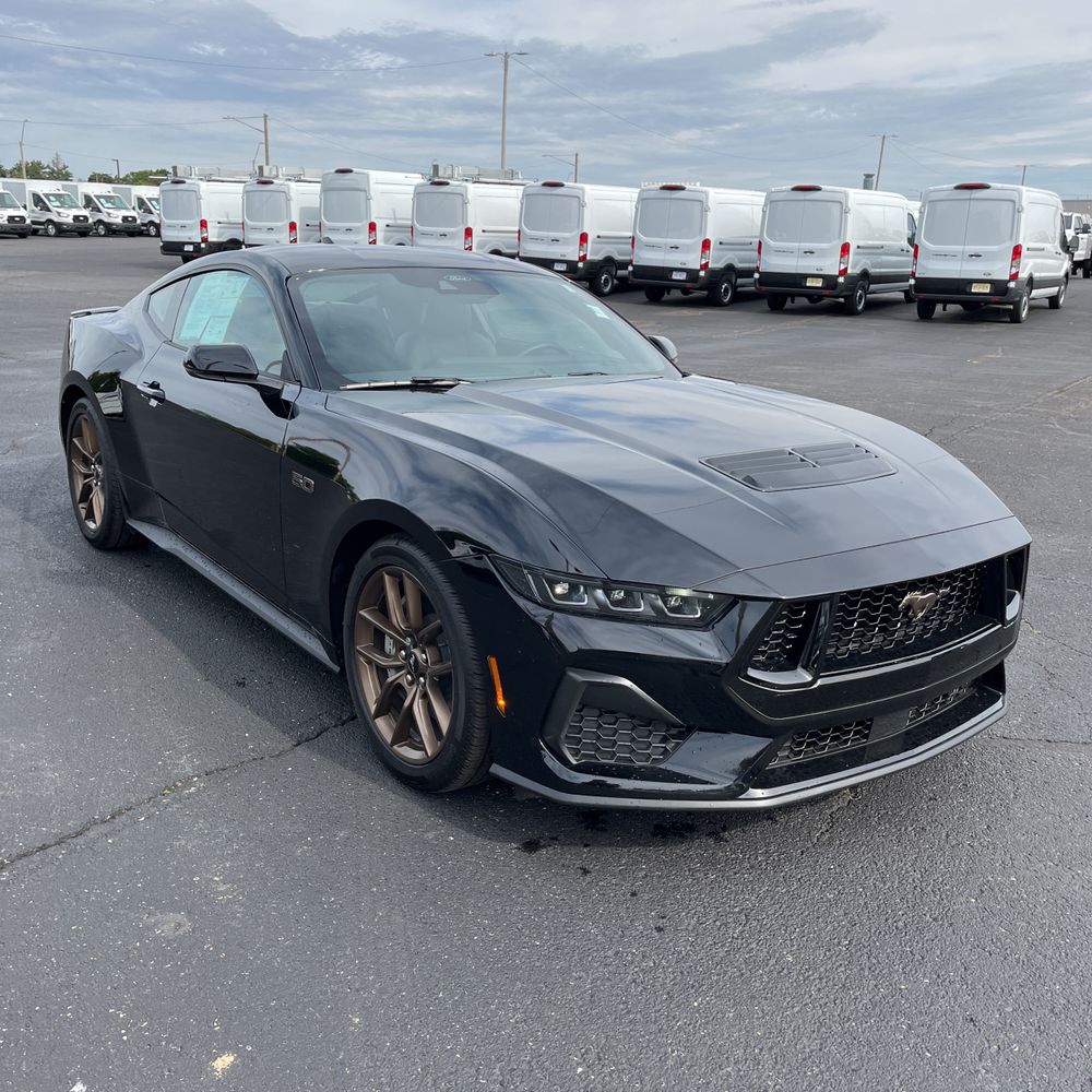 2025 Ford Mustang GT Premium