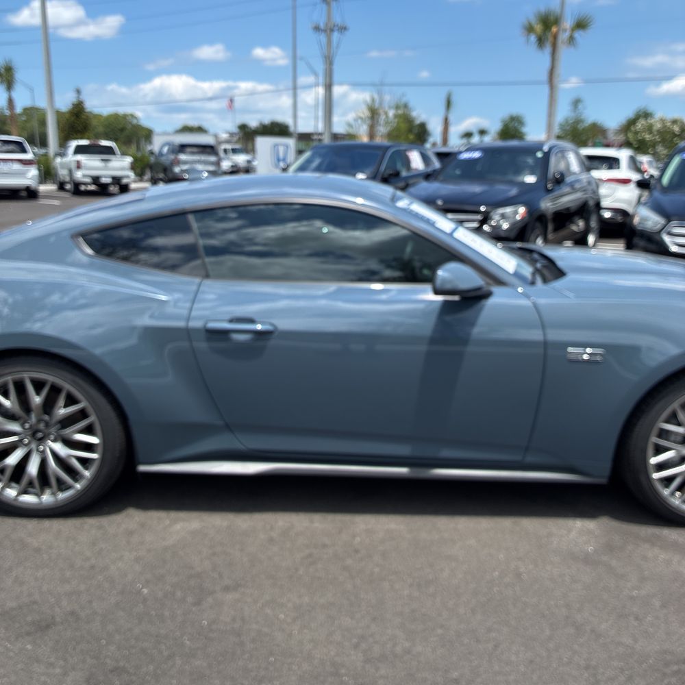 2025 Ford Mustang GT Premium