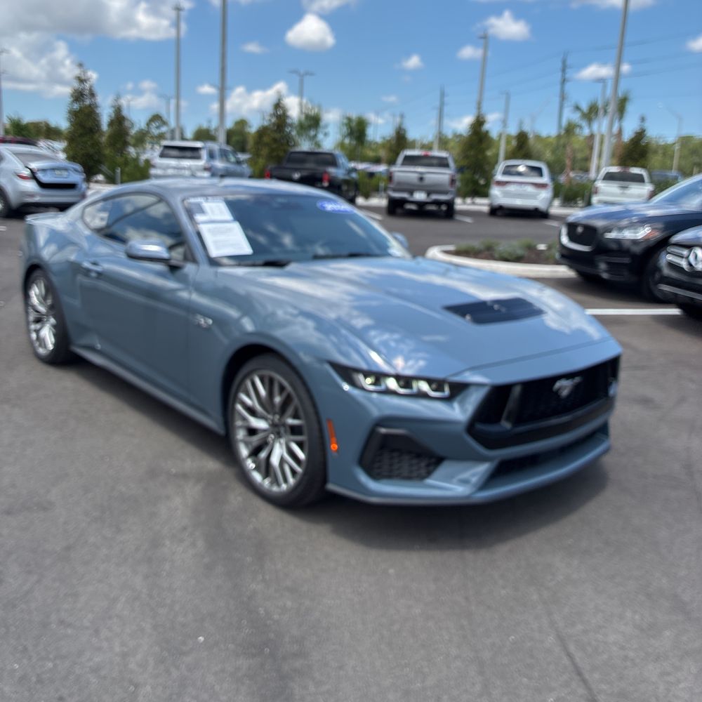 2025 Ford Mustang GT Premium