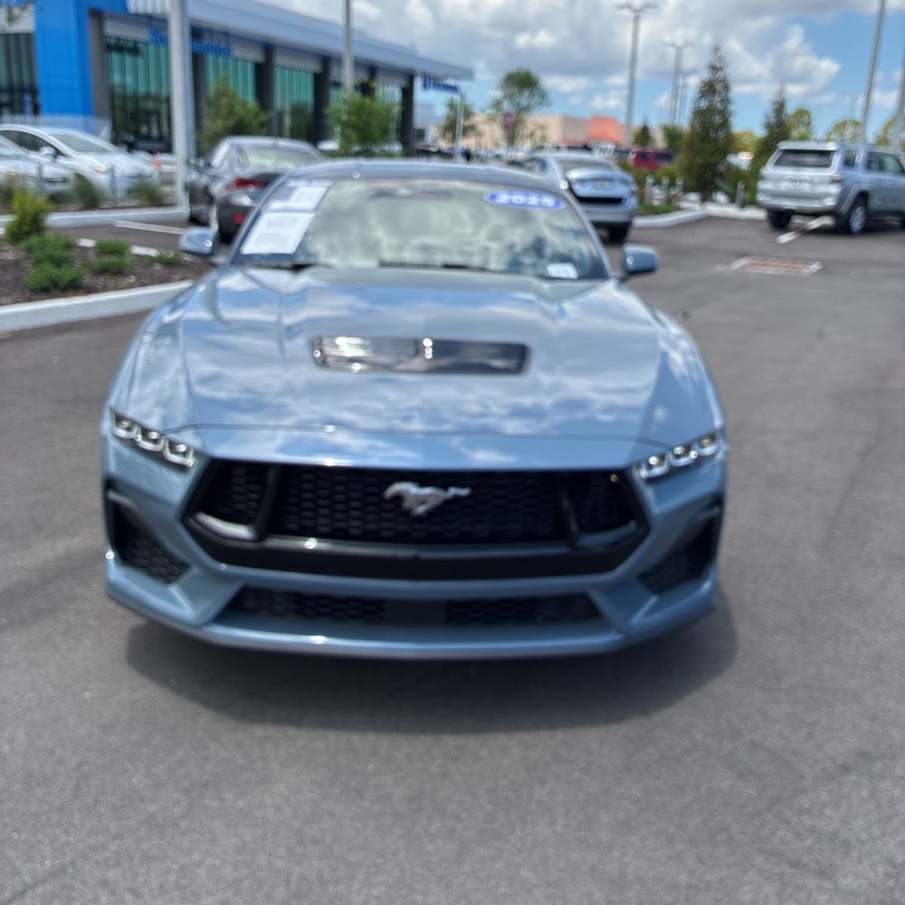 2025 Ford Mustang GT Premium