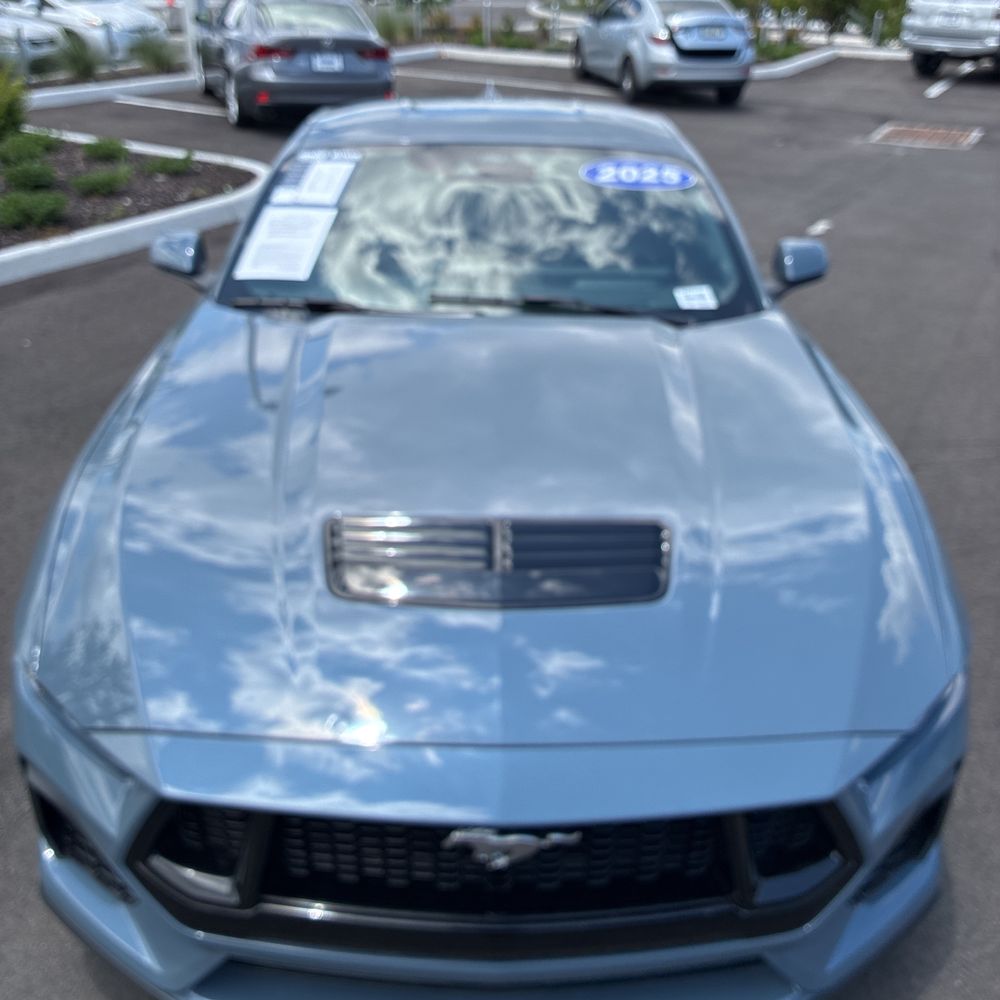 2025 Ford Mustang GT Premium