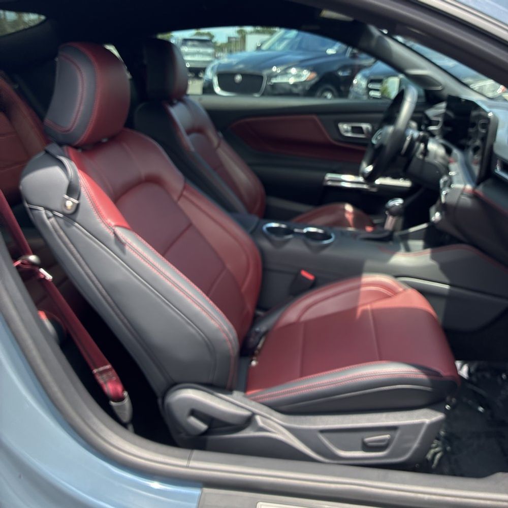 2025 Ford Mustang GT Premium