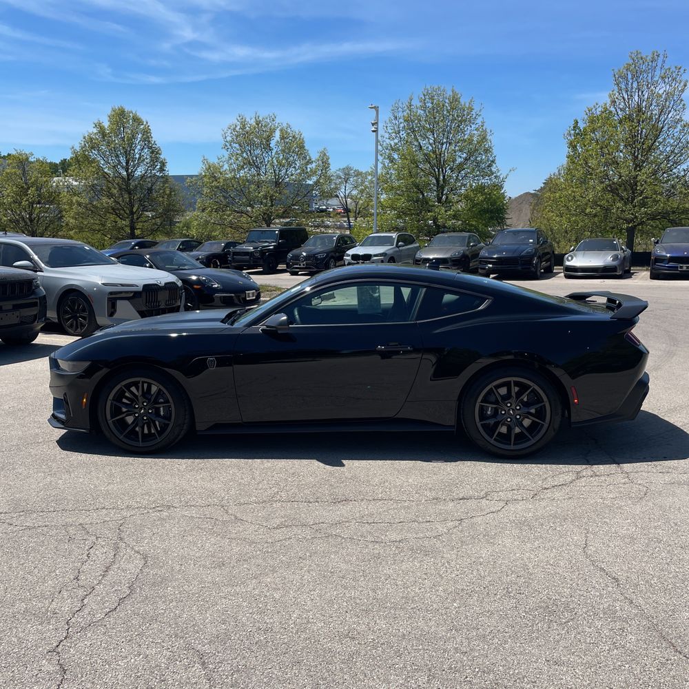 2026 Ford Mustang Dark Horse