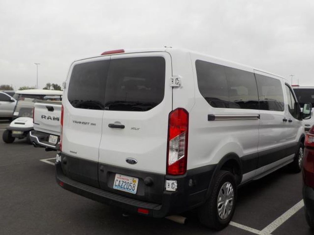 2024 Ford Transit Passenger Wagon XLT