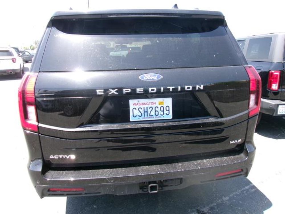 2025 Ford Expedition Max Active