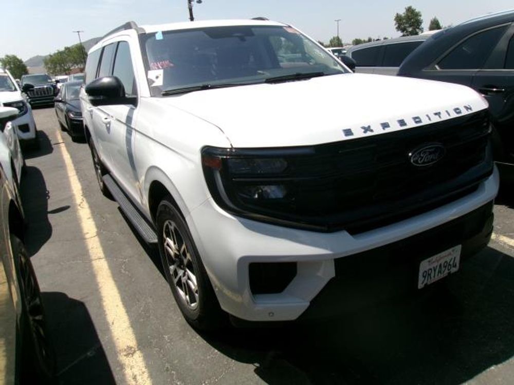 2025 Ford Expedition Max Active