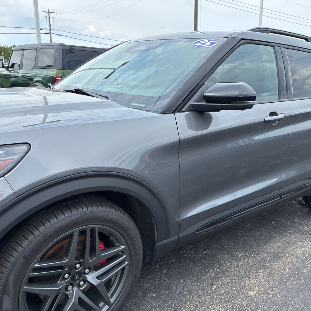2025 Ford Explorer ST