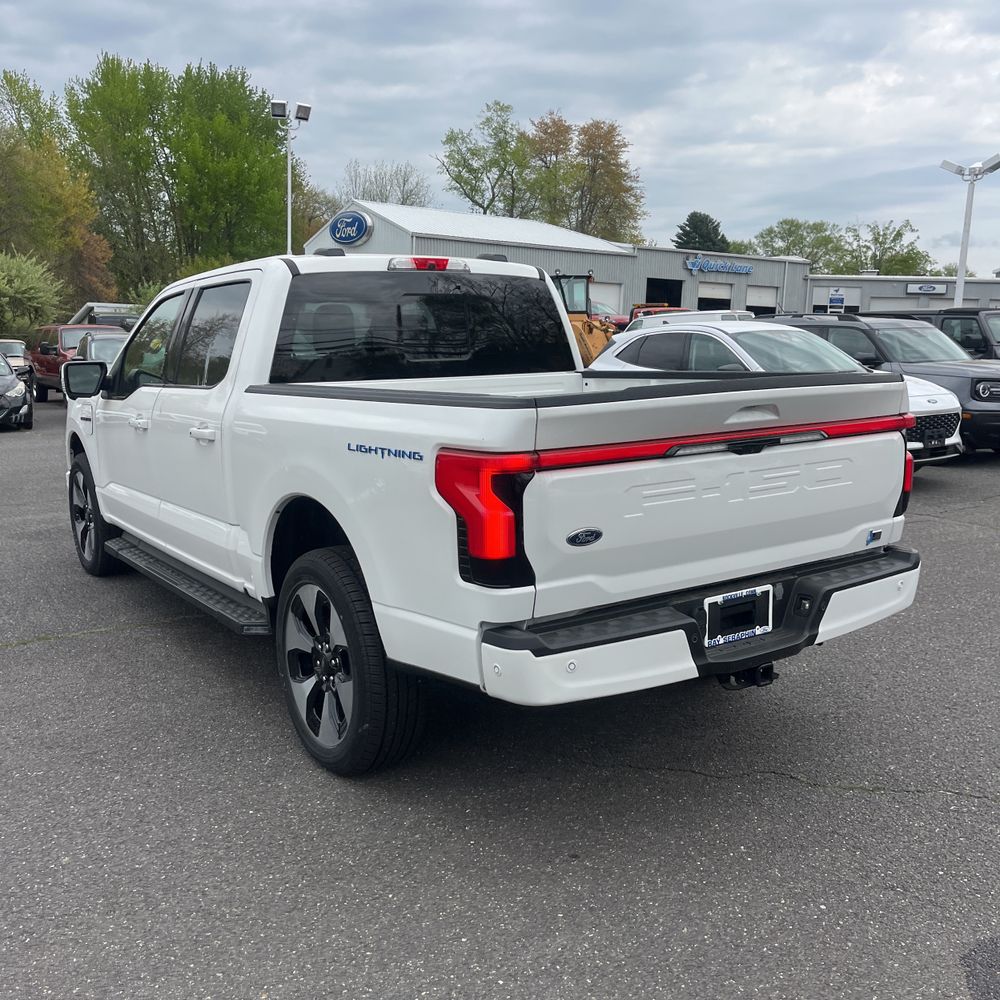 2023 Ford F-150 Lightning Platinum