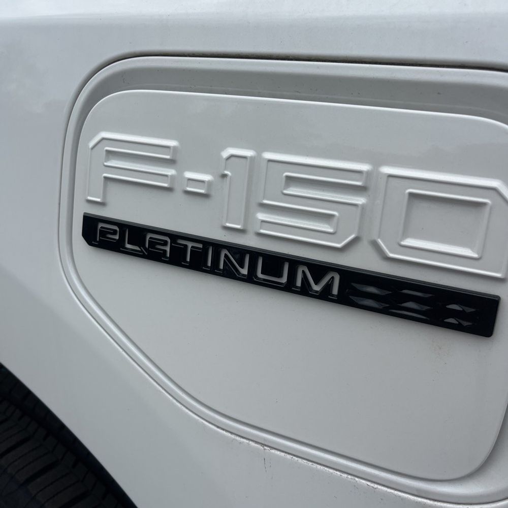 2023 Ford F-150 Lightning Platinum