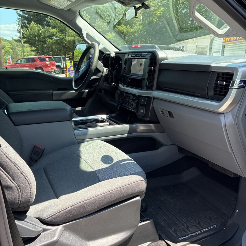 2024 Ford F-250 Super Duty XLT