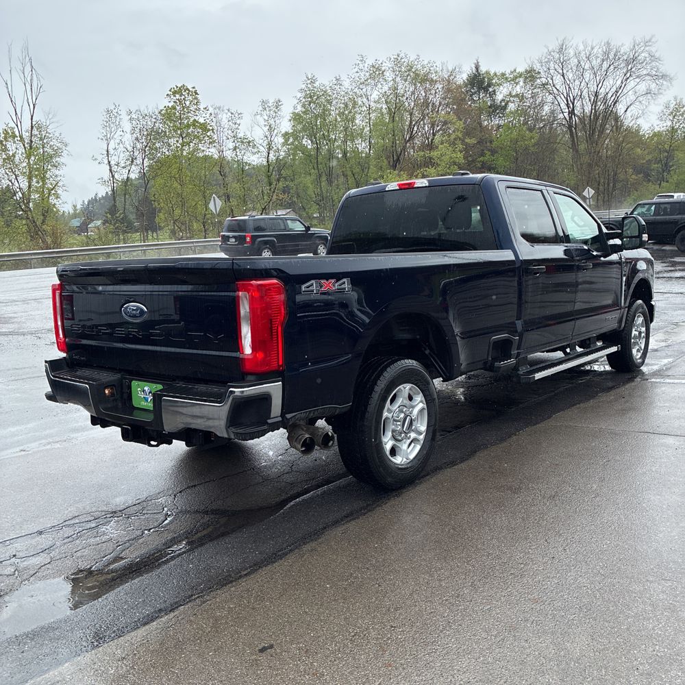 2025 Ford F-250 Super Duty XLT