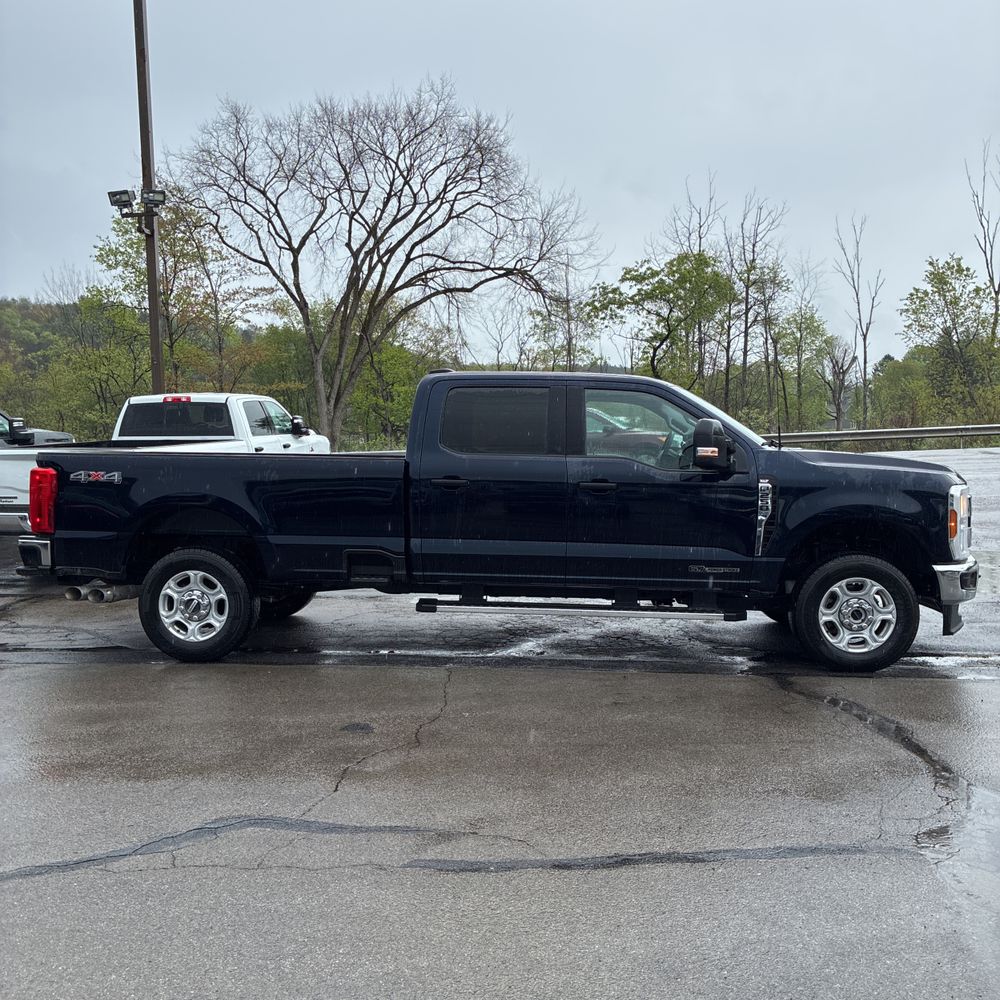 2025 Ford F-250 Super Duty XLT