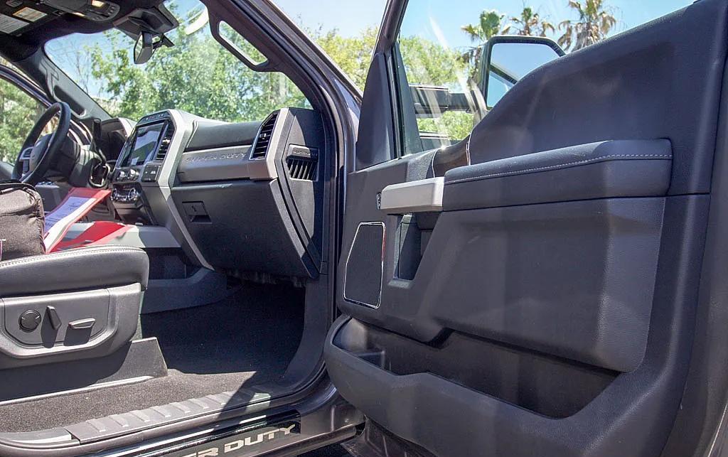 2022 Ford F-250 Super Duty Lariat Roush Edition
